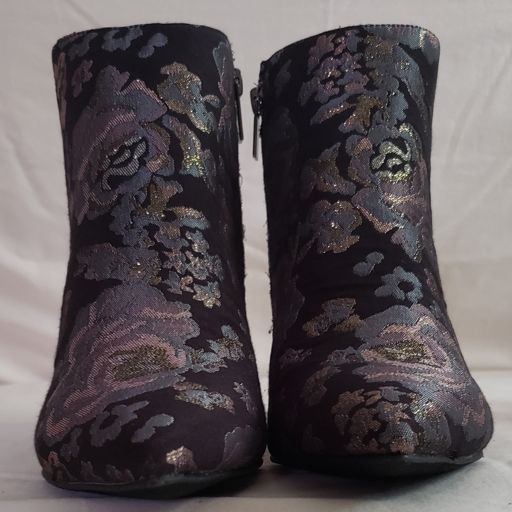 Women's booties